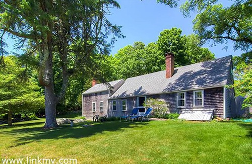 West Tisbury House | Secluded retreat in Seven Gates Farm on 7 Acres, Private Beach, Tennis, Pond