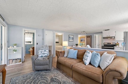 York Beach Cottage | Serene 3-bedroom cottage on Nubble Point in York