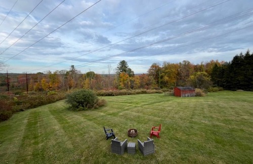 Northfield House | Serene 3-bedroom house in charming Litchfield on 6.5 acres of land.