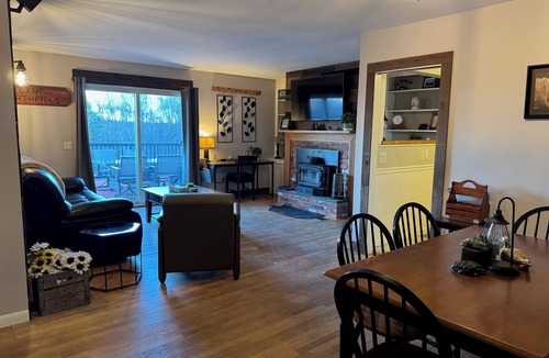Northfield House | Serene 3-bedroom house in charming Litchfield on 6.5 acres of land.