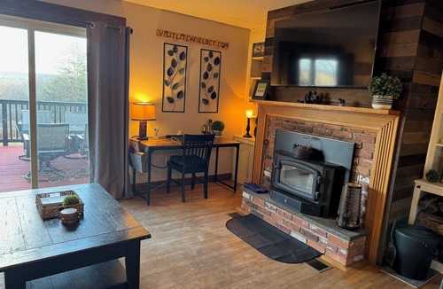 Northfield House | Serene 3-bedroom house in charming Litchfield on 6.5 acres of land.