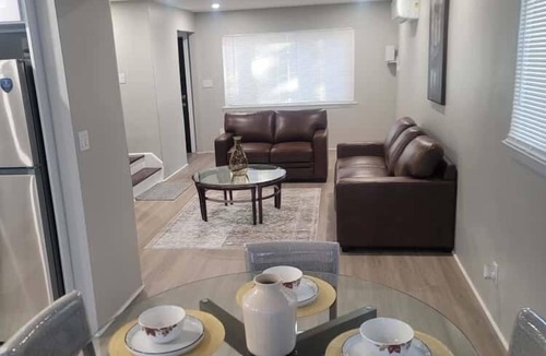 Queens House | Serene 3-bedroom house with AC in Queens located in a quiet neighborhood