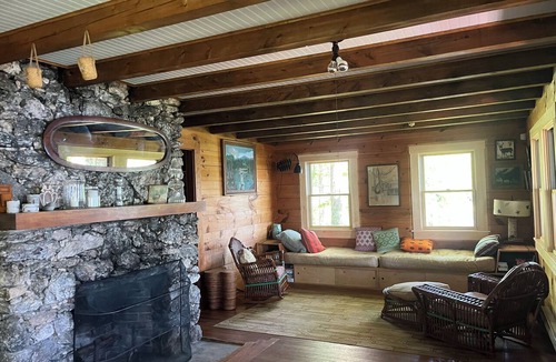 Center Lovell Cottage | Serene 5 bedroom cottage on Kezar Lake in Lovell perfect for family getaways.