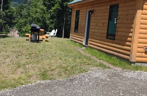 Hyde Park Cabin | Serene Country Cabins 6 near Stowe Smuggler's Notch breweries and the long trail