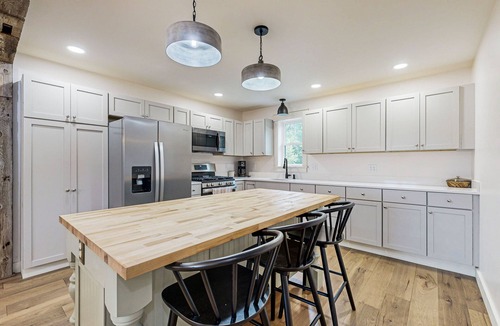 Cooper House | Serene dog friendly lakefront home enjoy swimming, kayaking and peacefulness