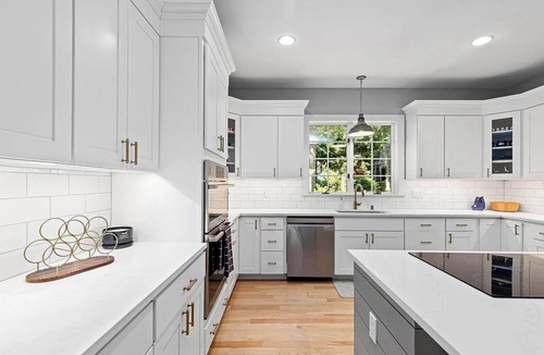 East Falmouth House | Serene Spacious Cape Escape Close To Beaches, Dining & Trails