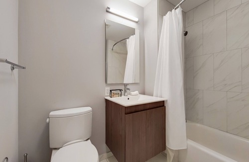 West Fens Apartment | Serviced 1 Bedroom Across From Fenway Park
