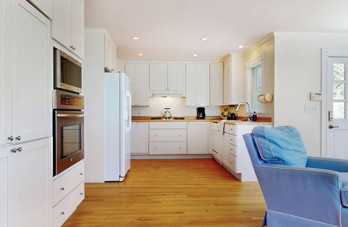 Kennebunk Apartment | Seven Gables by Bayley Vacation Rentals