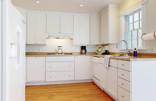 Kennebunk Apartment | Seven Gables by Bayley Vacation Rentals