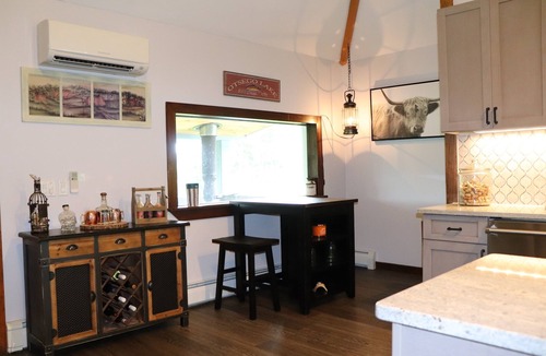 West End House | Shagbark Hill - 1 mile to All Star Village, game room, private pond