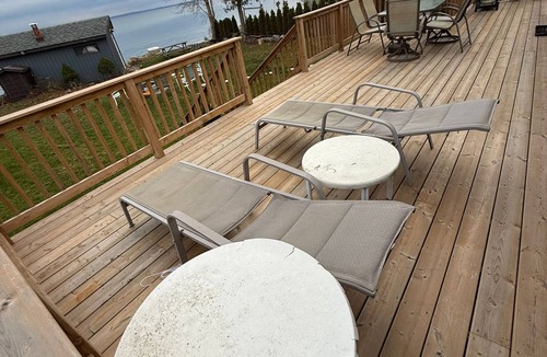 Brechin Cottage | Shallow Sandy Lakefront Cottage - Hot Tub, Sauna & Tiki Hut