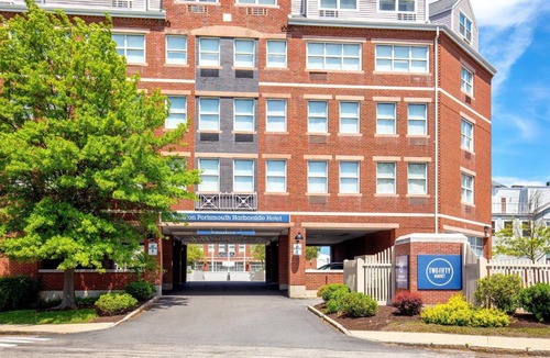 Portsmouth Hotel | Sheraton Portsmouth Harborside Hotel