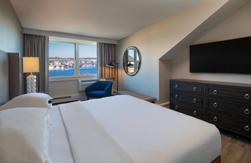 Portsmouth Hotel | Sheraton Portsmouth Harborside Hotel