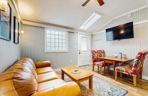 Kennebunk House | Shorelands Resort Cottage 40
