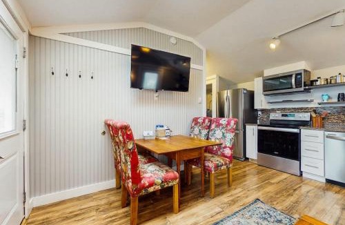Kennebunk House | Shorelands Resort Cottage 40