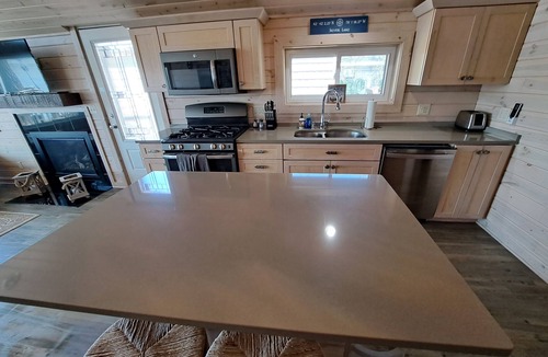 Perry Cottage | Silver Lake Luxury close to Letchworth State Park