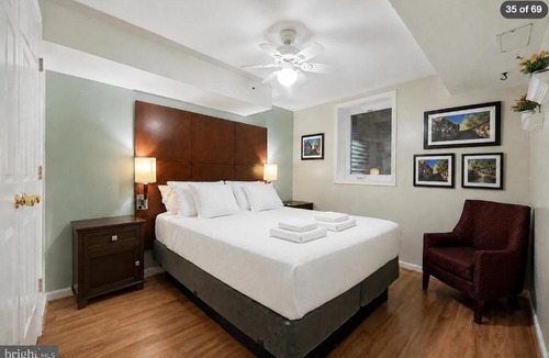 White Oak House | Silver Spring Family Retreat