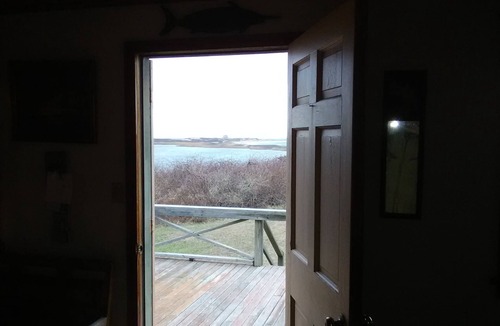 New Shoreham House | Simplicity With Stunning Sunset View!