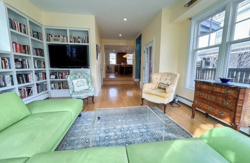 Agassiz Apartment | Single Family Home Near Harvard