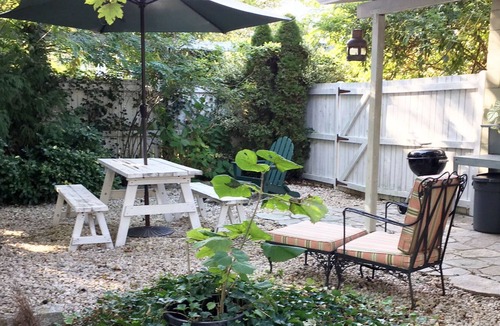 Greenport Cottage | Sirens Song Carriage House