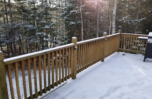 West Dover House | Ski, Bike, Hike , Golf - Mt. Snow Vacation Home < ½ Mile from the mountain