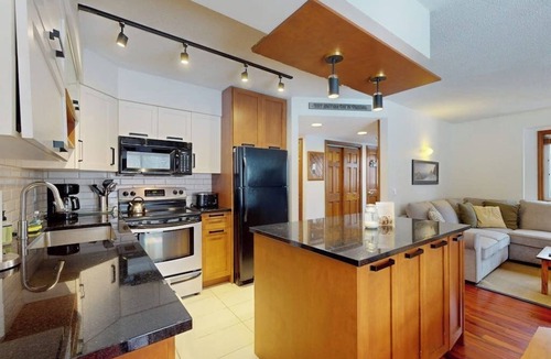 North Troy Condo | Ski-in/out home near tram with W/D, deck & mountain view