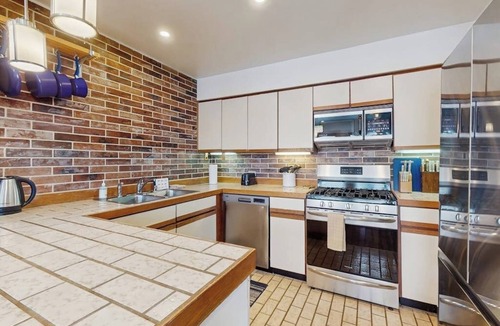 Killington Condo | Ski-In/ski-out condo with views, pool, hot tubs, gym & tennis access