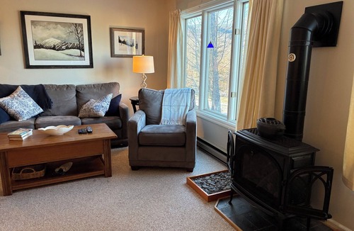 Carrabassett Valley Condo | Ski in Ski out 4-bedroom condo at Sugarloaf