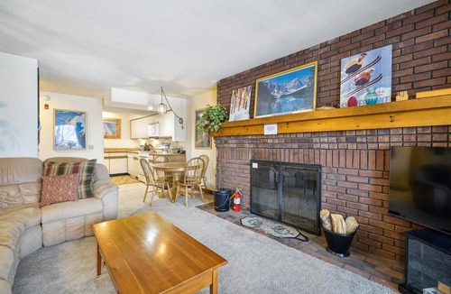Killington Condo | Ski on/ski off, conveniently located with beautiful views, Sunrise B3