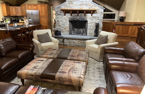 Killington House | Ski-on Ski-off located on Bear Mountain @Killington