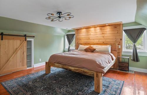 Montpelier House | Ski & Stay Montpelier 4BR Home Sleeps 8 home