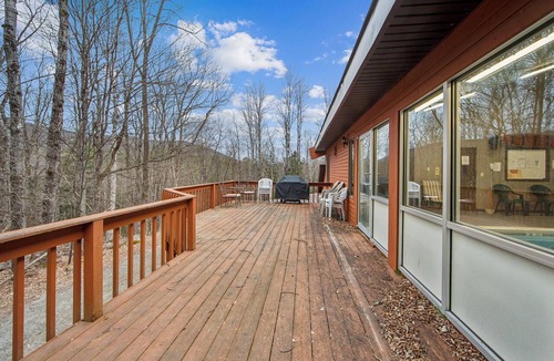 North Creek House | Ski + Stay Near Gore Mtn | Covered Heated Pool + Game Lounge | Peaceful Valley