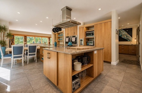 Sunday River Area House | Skitopia Ski in, Ski out! Custom Spa and Pool. Direct access Sunday River Resort