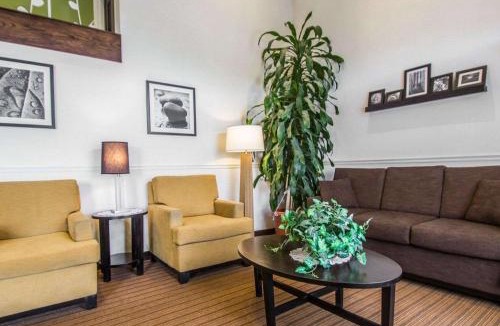 Niantic Hotel | Sleep Inn & Suites Niantic North