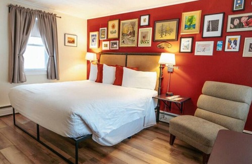 Woodstock Bed & Breakfast | Sleep Woodstock - Dog Friendly King Suite