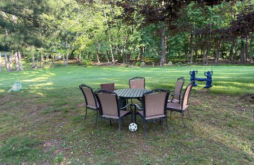 Vauxhall House | Sleeps 10+ Beautiful stone house on 2 acres near MetLife Stadium and NYC