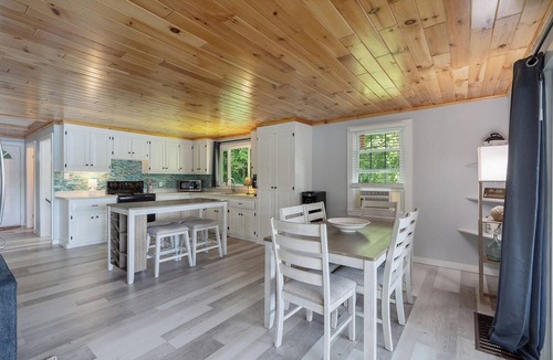West Eaton House | Sleeps 12, Beautiful Lakefront Getaway - Private Dock, Colgate Weekend Favorite