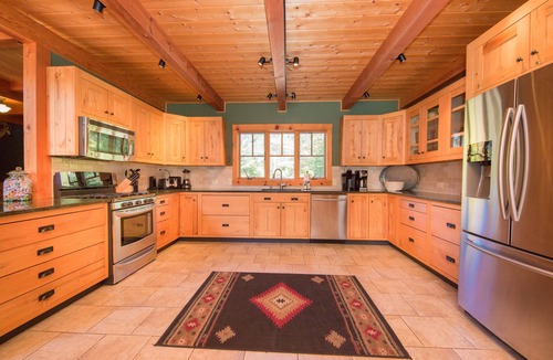 Lake Placid Cabin | Sleeps 20! Minutes to Main St & Lakes HotTub PoolTable Pingpong FirePit AC