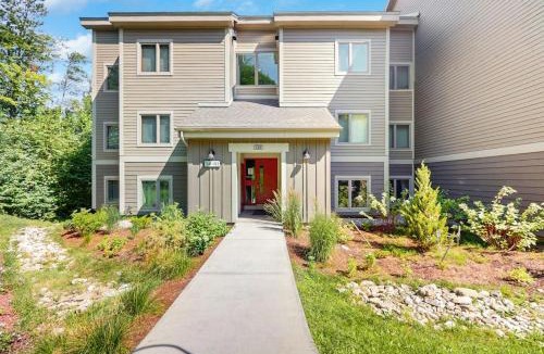 Warren Apartment | Snow Creek 57