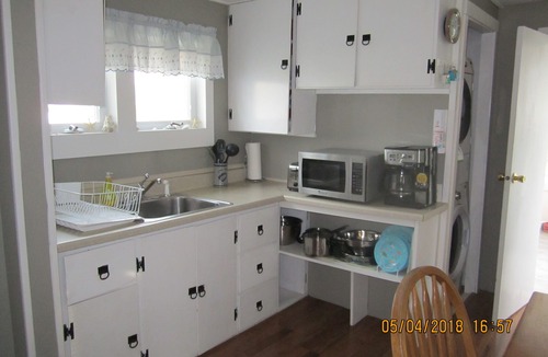 Snug Harbor Cottage | Snug Harbor Cottage for rent in sought-after coastal community of Wakefield, RI