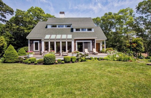 Tisbury House | Soothing 4-bedroom house with a built full yard andAC in charming Tisbury