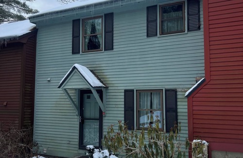 Quechee House | Soothing family-friendly townhome in Quechee Lakes