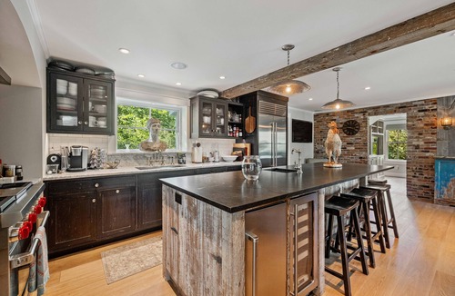 Kennebunk House | Sophisticated Luxury Farmhouse
