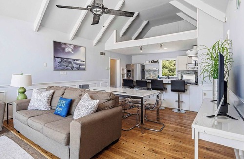 Shinnecock Hills House | Southampton 4BR Home | Pool, Game Room, 1.4 mi to Shinnecock