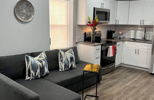 West Philadelphia Apartment | Spacious 1 BR Near UPenn & Center City Perfect for Medical & Extended Stay