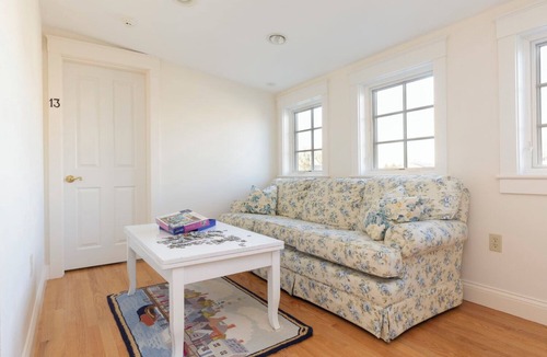 Edgartown House | Spacious 15-bedroom house with WiFi and AC in charming Edgartown