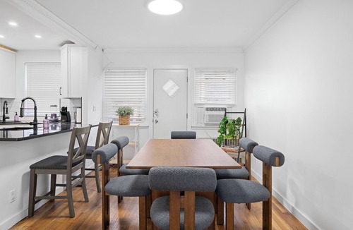 Crown Heights House | Spacious 3-Bedroom Duplex in the Heart of Crown Heights