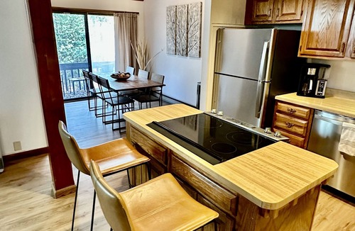 North Conway Condo | Spacious 3 bedroom Family Condo located 1 mile from downtown North Conway!