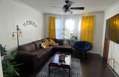 North Bergen House | Spacious 3-bedroom house in peaceful North Bergen with AC