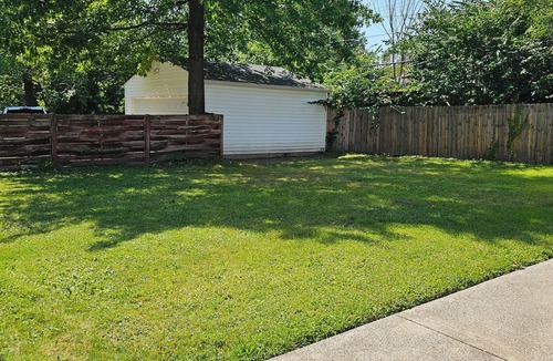 East Cleveland House | Spacious 4 bedroom house with bedrooms on the first floor. Travelers welcomed.